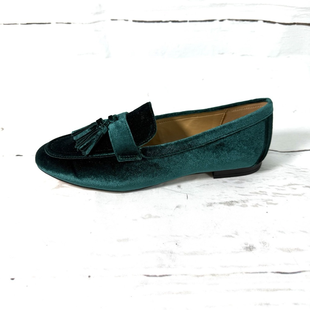 J.Crew Shoes Women's 9 Green Tassel Loafers Velvet Slip On Holiday MINT